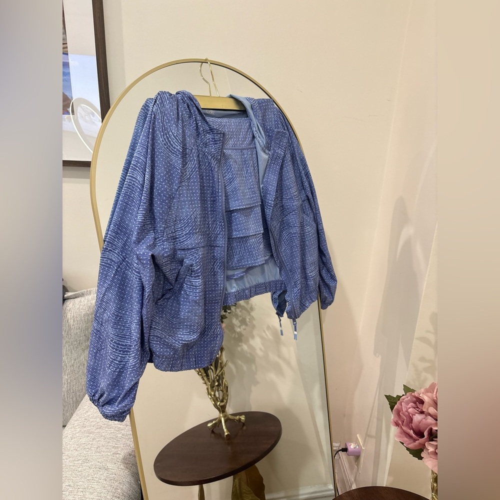 Athleta Blue Tiered Ruffle Mini Skirt and zip up set matching set two piece